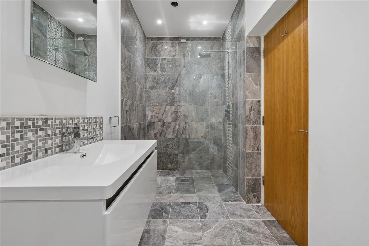 Wolf Grange, Altrincham, WA15, photo 13