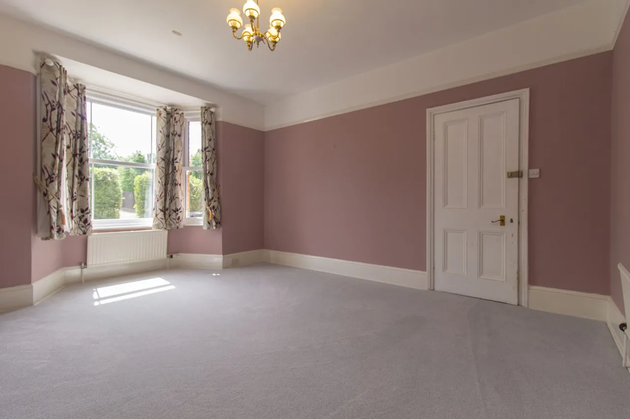 Carisbrooke, Pinewood Hill, Fleet, GU51 3AW, photo 4