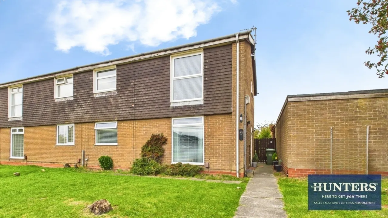 2 bed flat for sale, Trevarren Drive, Ryhope, SR2