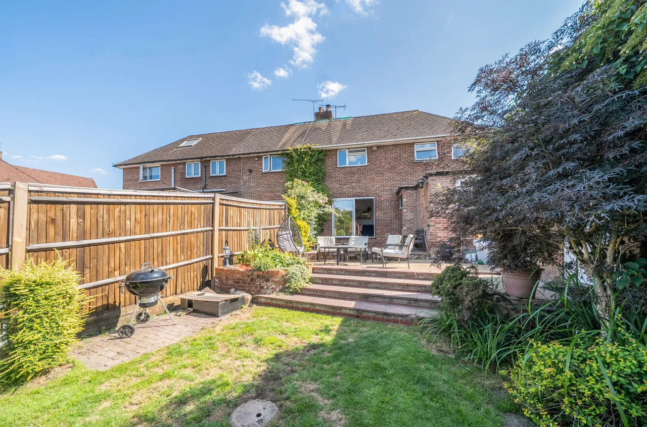 Cranmore Lane, Aldershot, Hampshire, GU11 3BD, photo 5