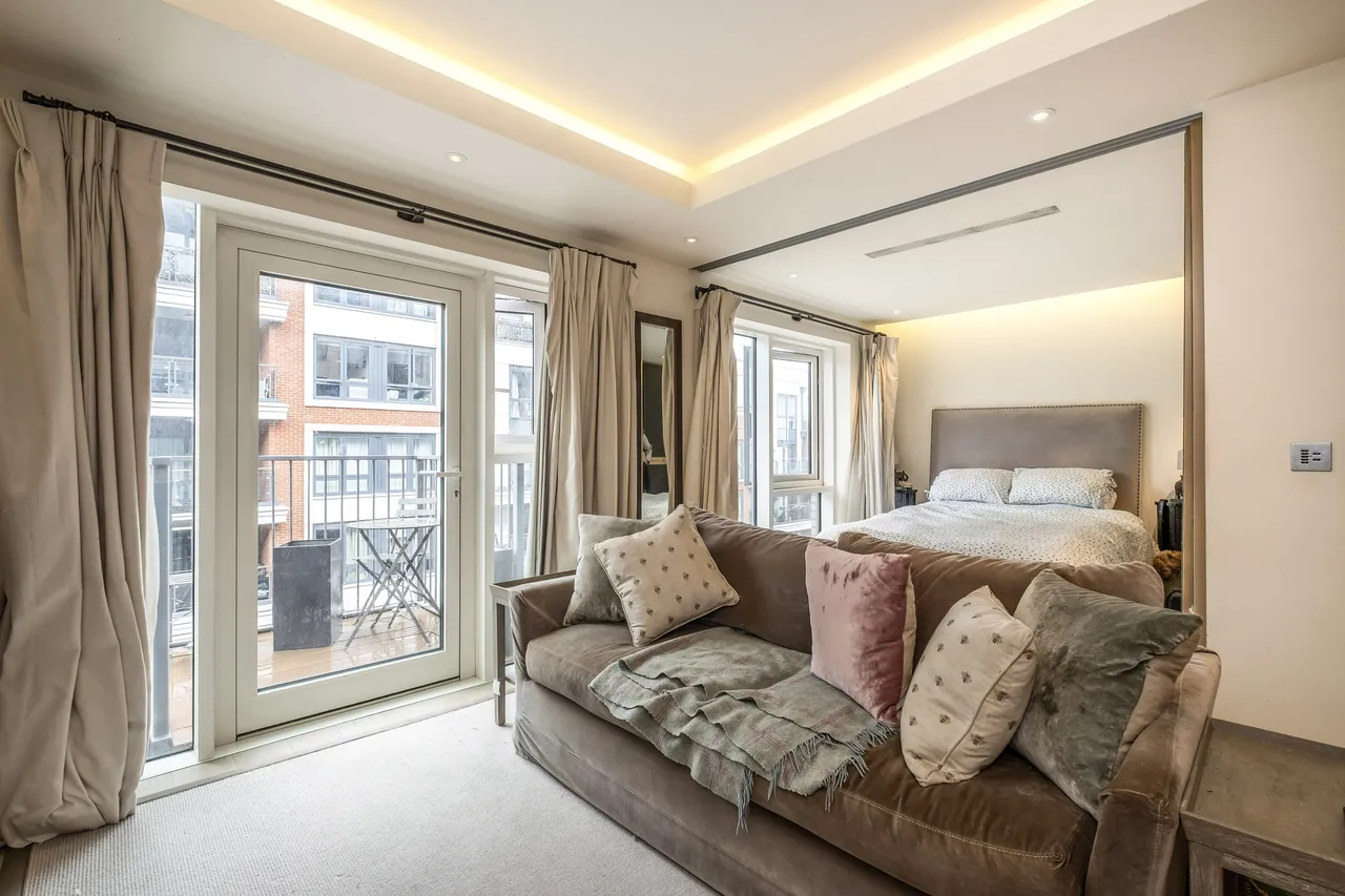 Park Street, London, SW6, photo 2