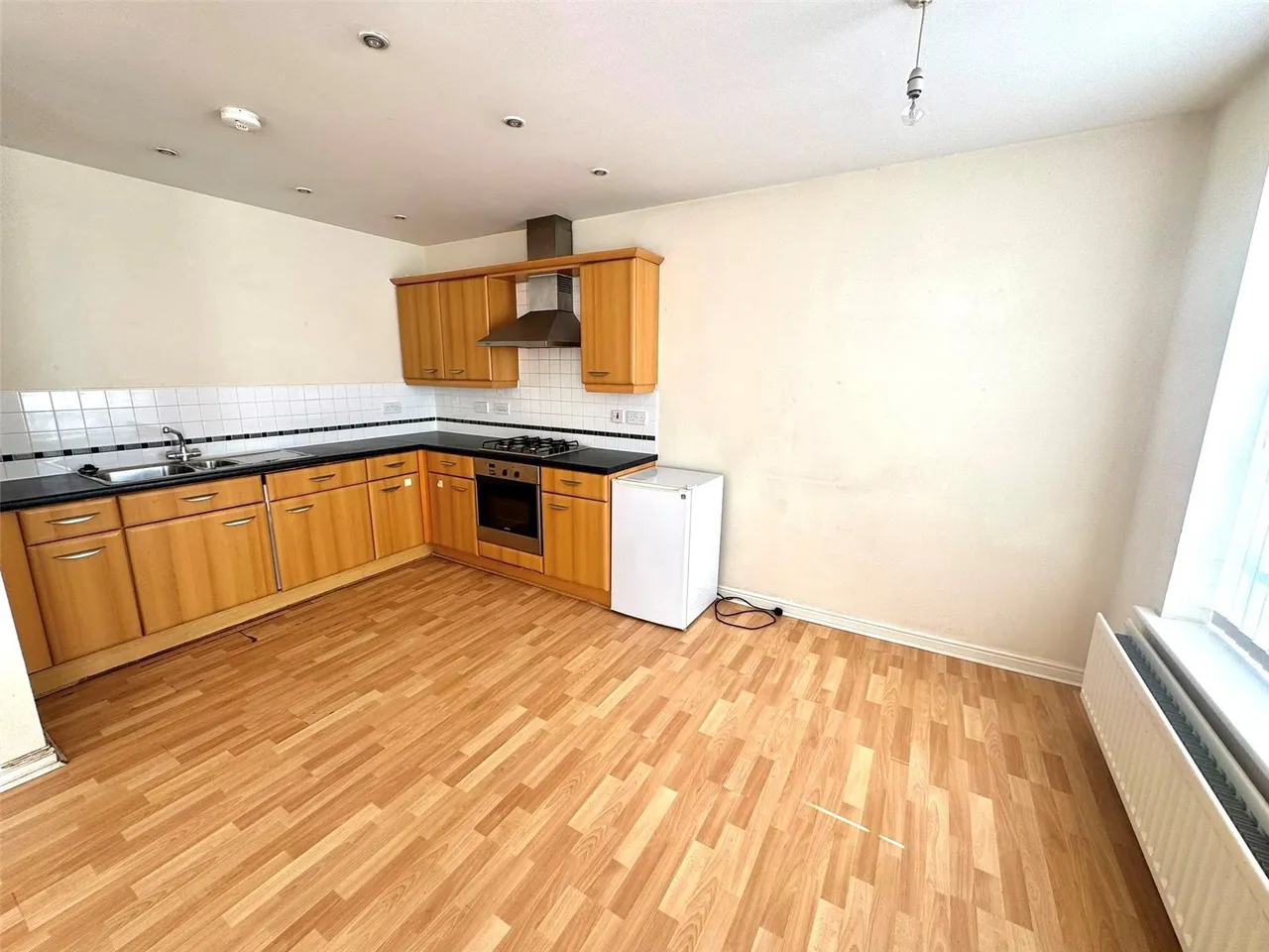 Chaloner Grove, Wakefield, West Yorkshire, WF1, photo 6