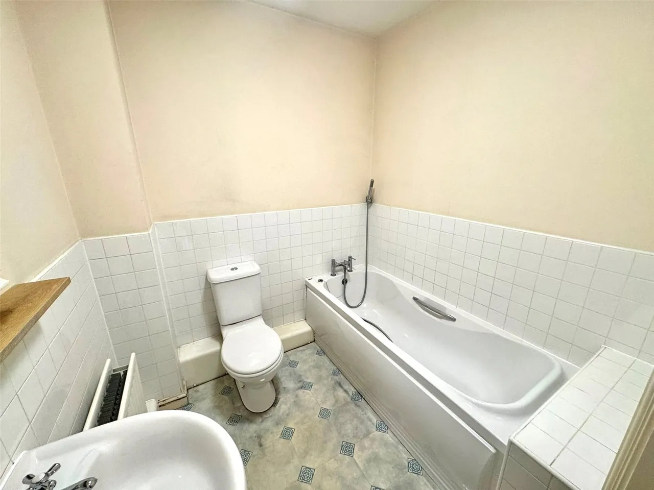 Chaloner Grove, Wakefield, West Yorkshire, WF1, photo 10
