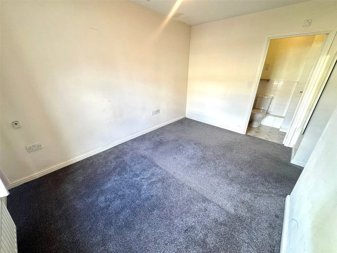 Chaloner Grove, Wakefield, West Yorkshire, WF1, photo 7