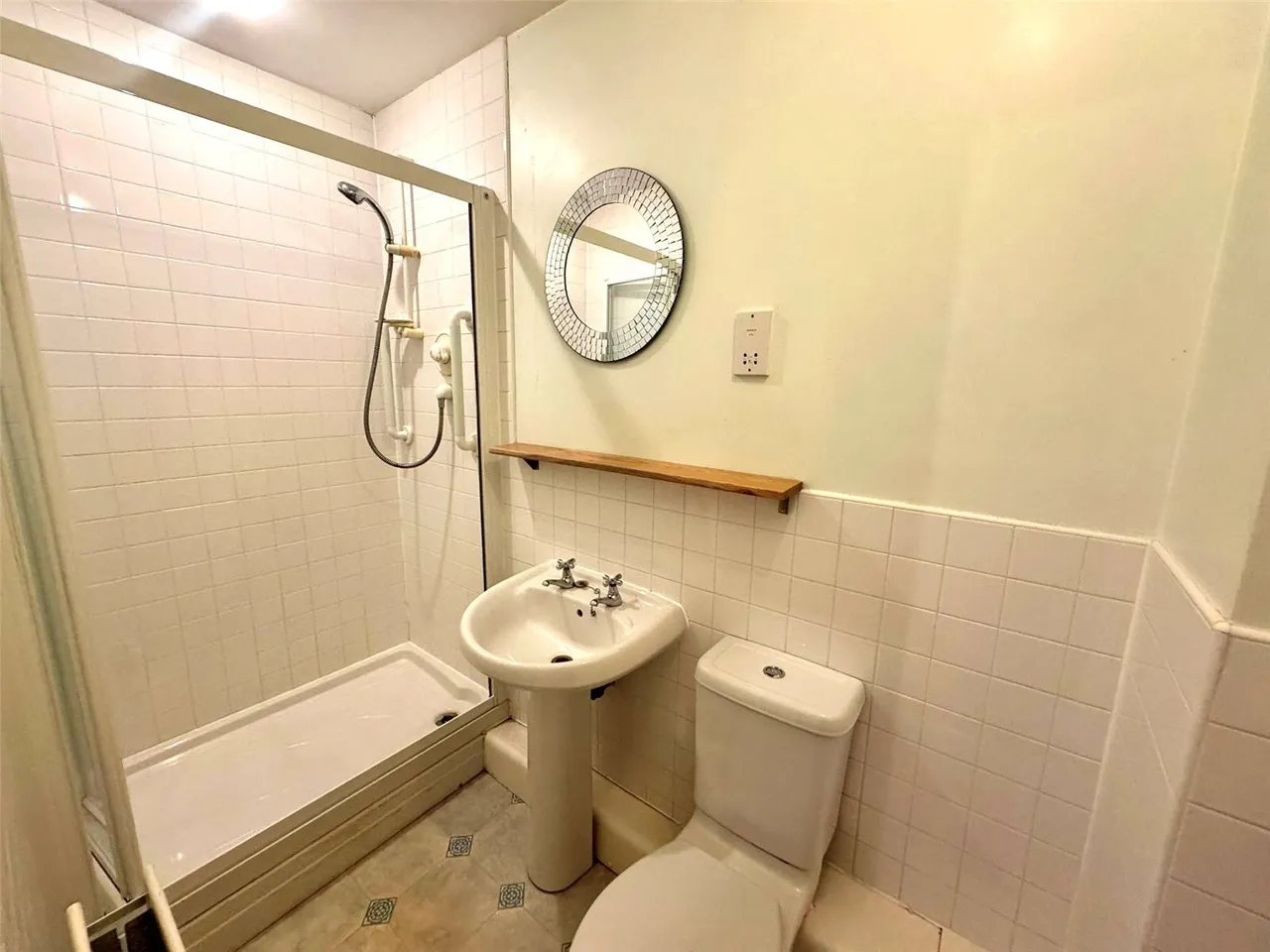 Chaloner Grove, Wakefield, West Yorkshire, WF1, photo 8