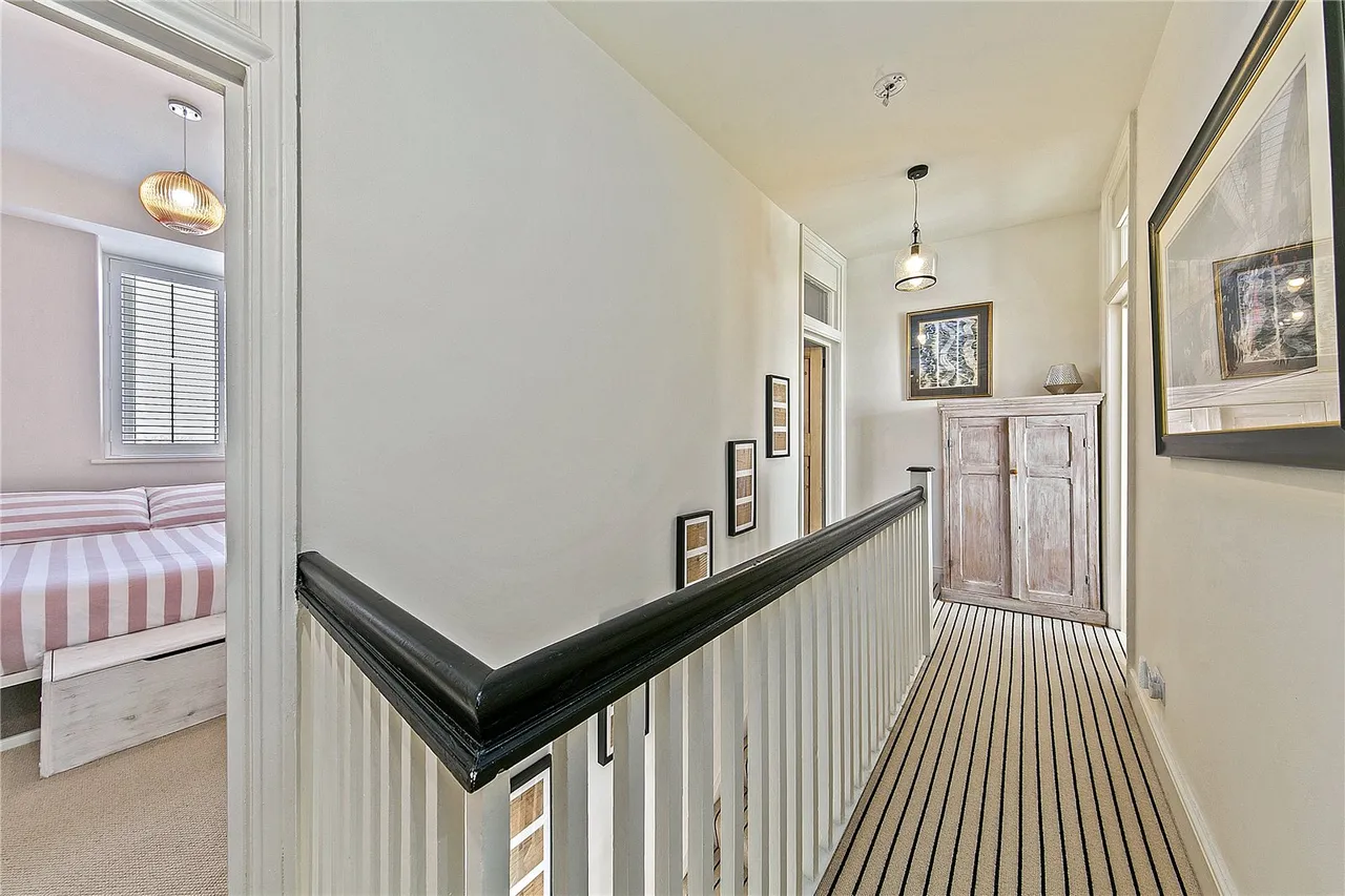 Upper Richmond Road West, East Sheen, SW14, photo 10