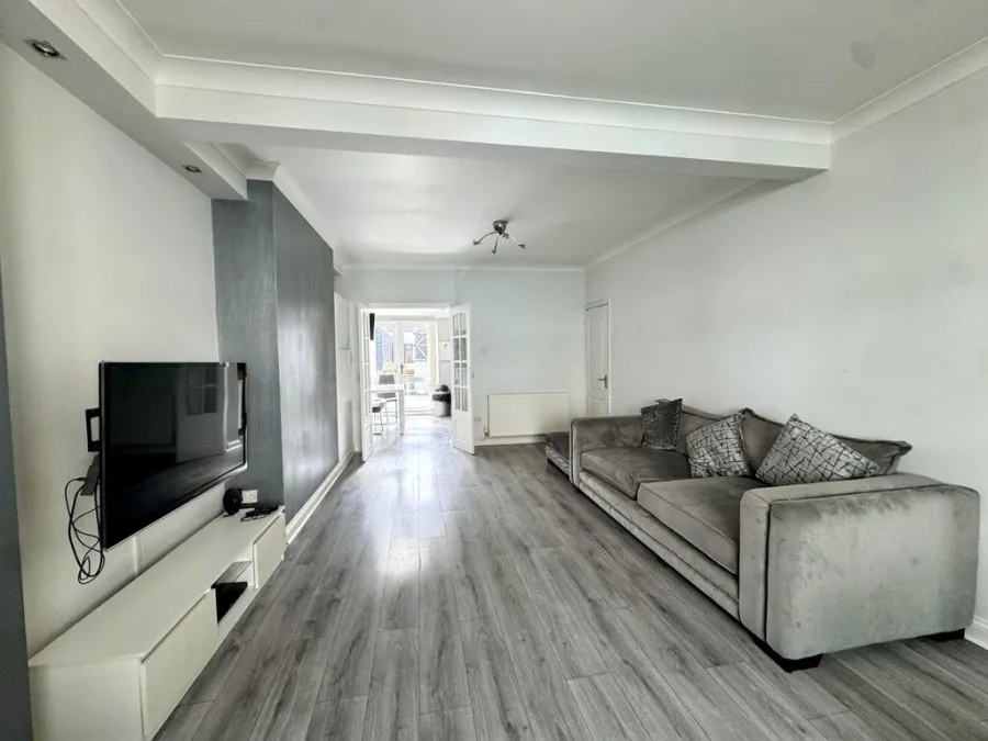 Ernest Street, Merthyr Tydfil, CF47, photo 7