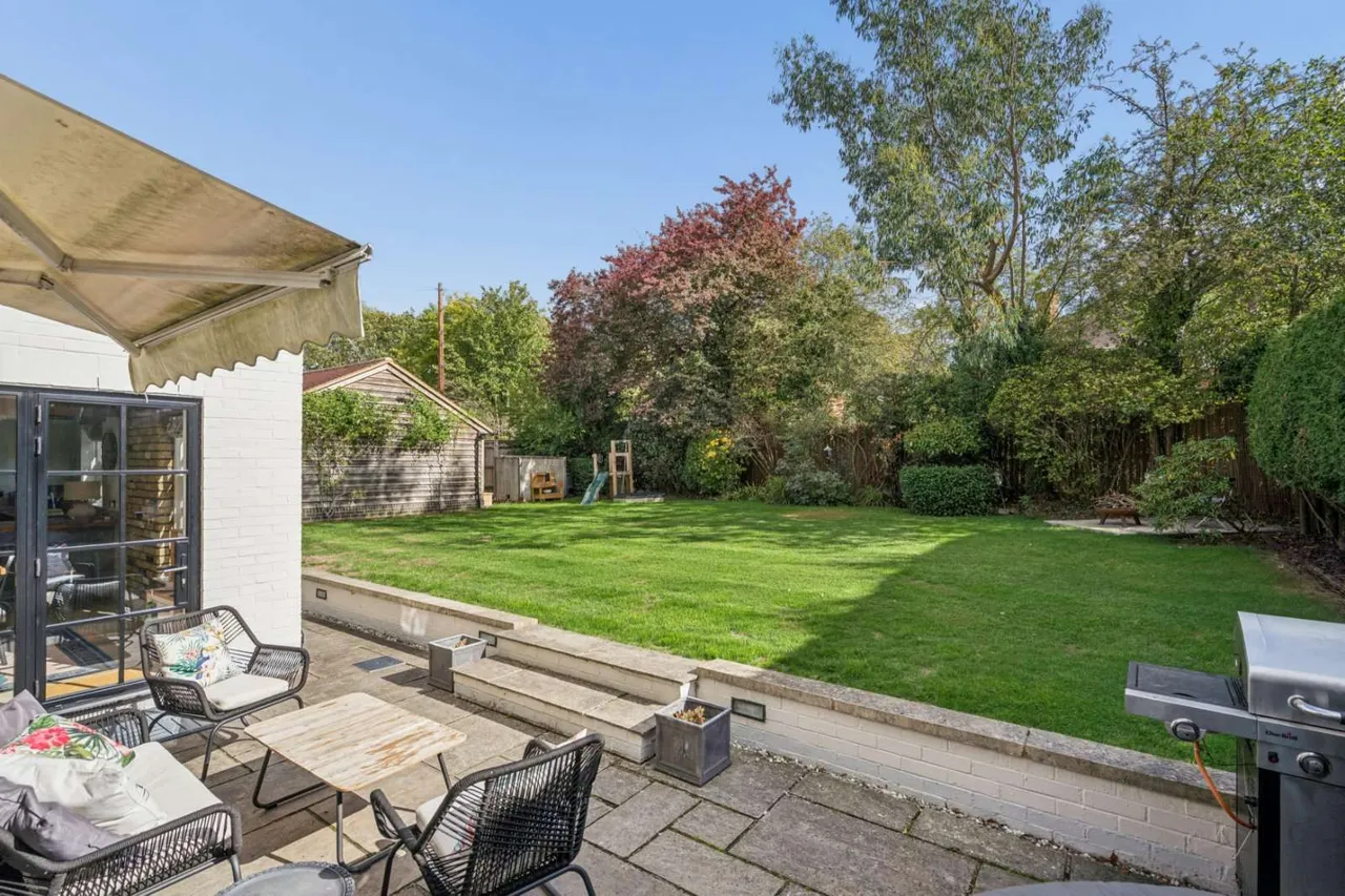 Waltham Road, White Waltham, SL6, photo 22