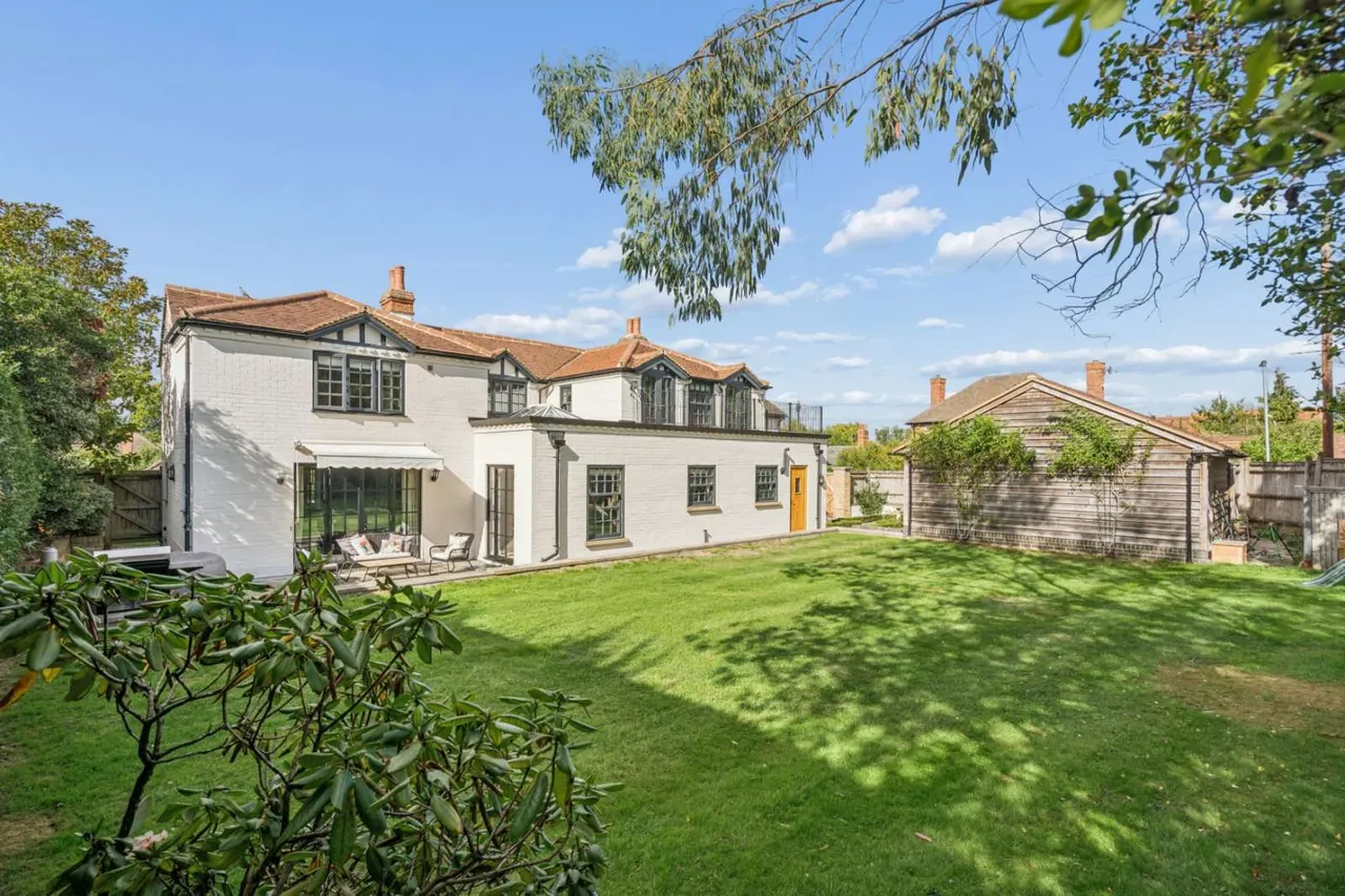 Waltham Road, White Waltham, SL6, photo 23