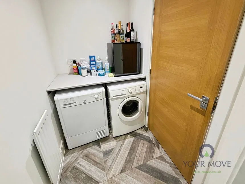 Jade Close, Newhall, DE11, photo 11
