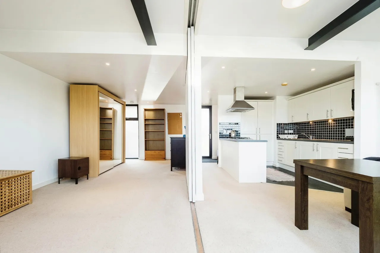 Channelsea Road, London, E15, photo 10