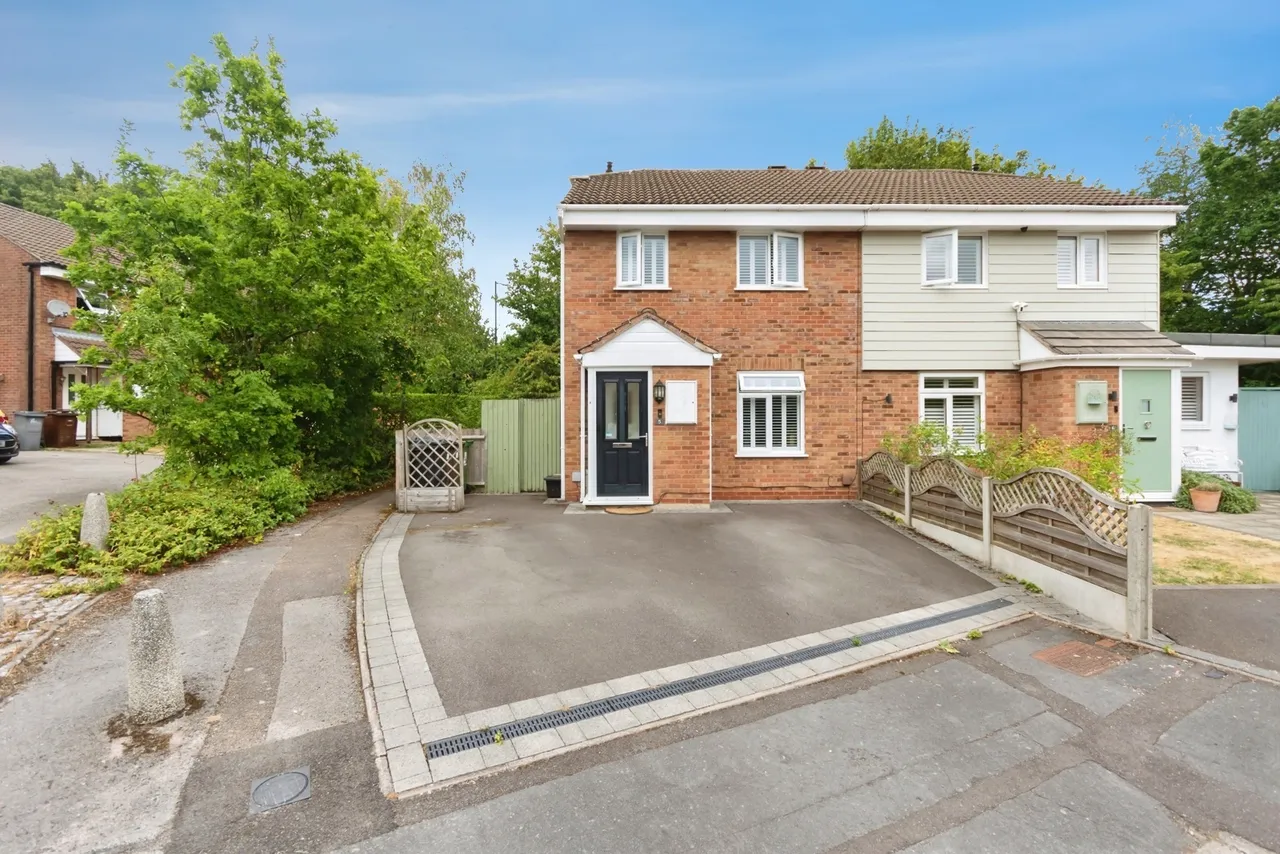 Rosse Court, Solihull, B92, photo 20