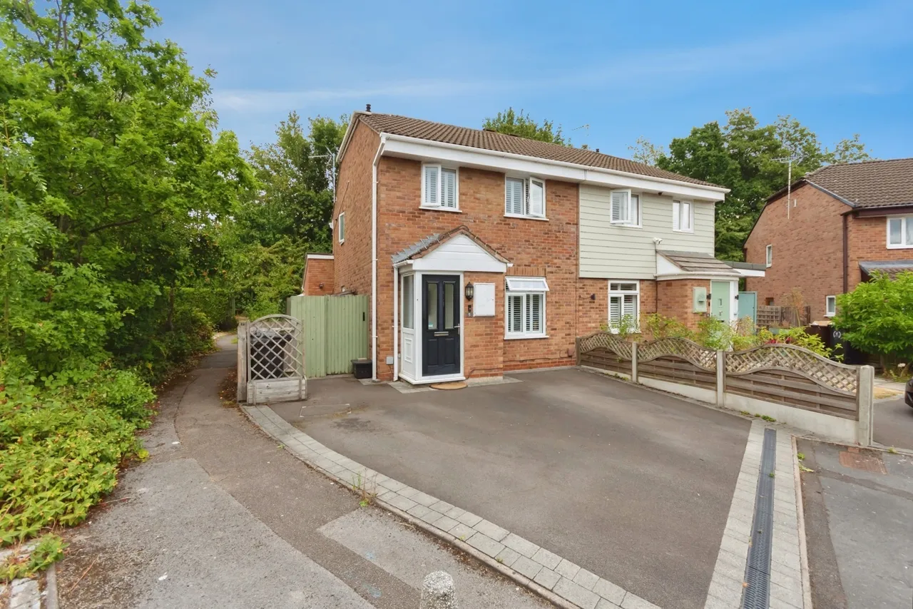 3 bed house for sale, Rosse Court, Solihull, B92