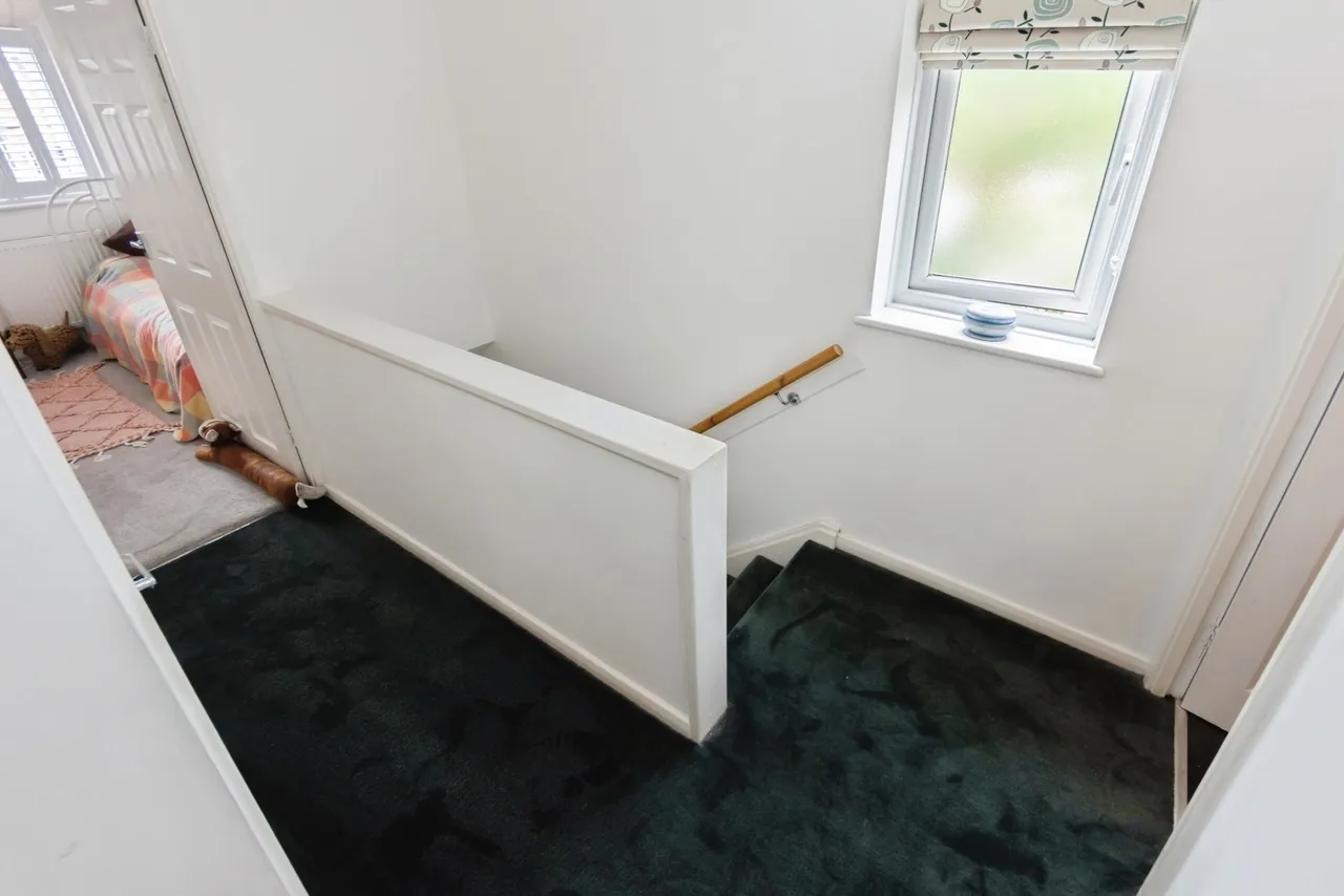 Rosse Court, Solihull, B92, photo 10