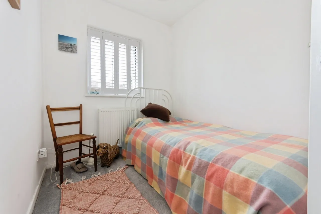 Rosse Court, Solihull, B92, photo 15
