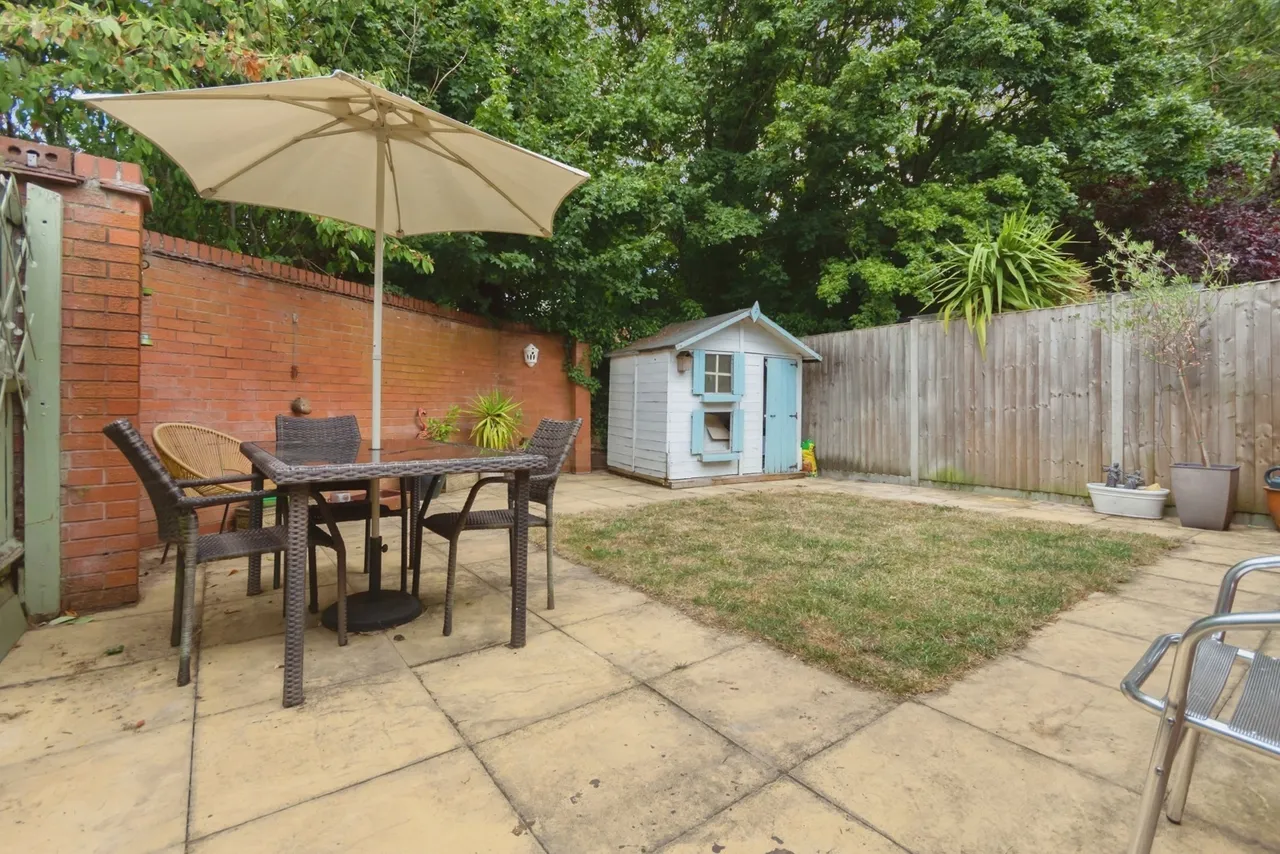 Rosse Court, Solihull, B92, photo 18