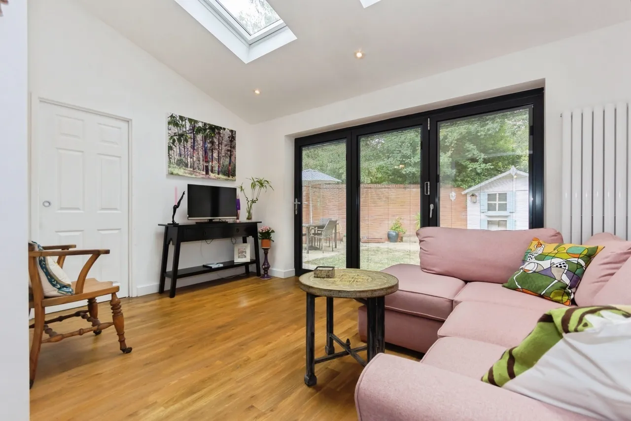Rosse Court, Solihull, B92, photo 7