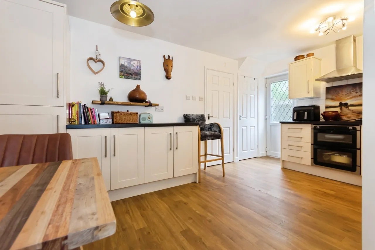 Rosse Court, Solihull, B92, photo 6