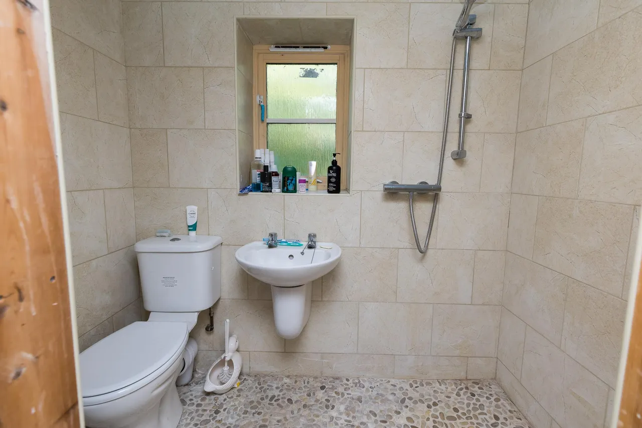 Ellesmere, SY12, photo 12