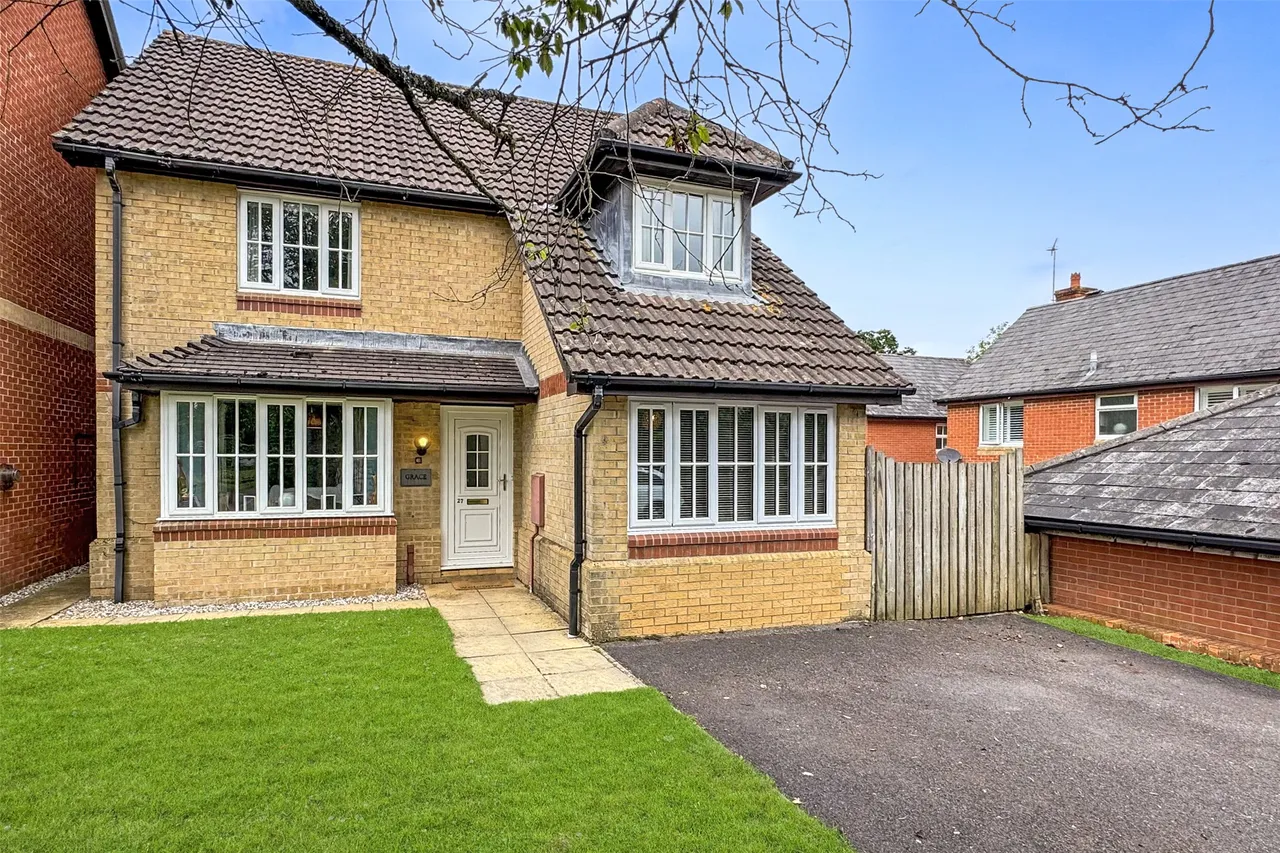 4 bed house for sale, Logan Way, Hemyock, EX15