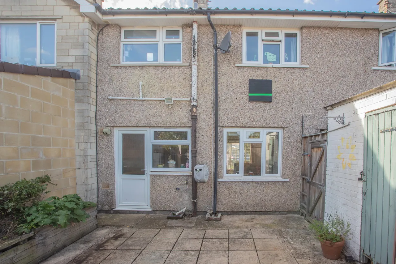 Manor Road, Chippenham, photo 12