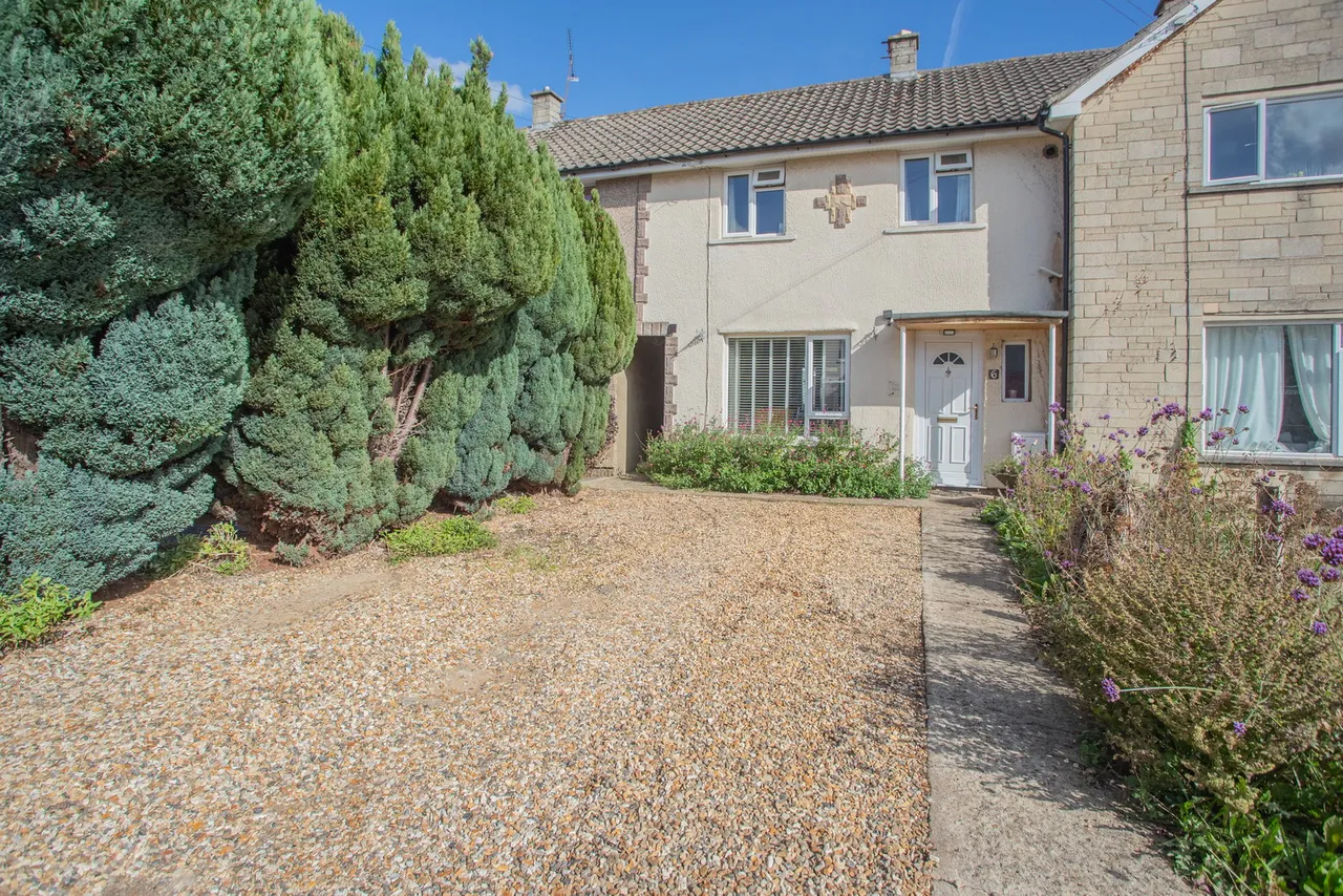 Manor Road, Chippenham, photo 13