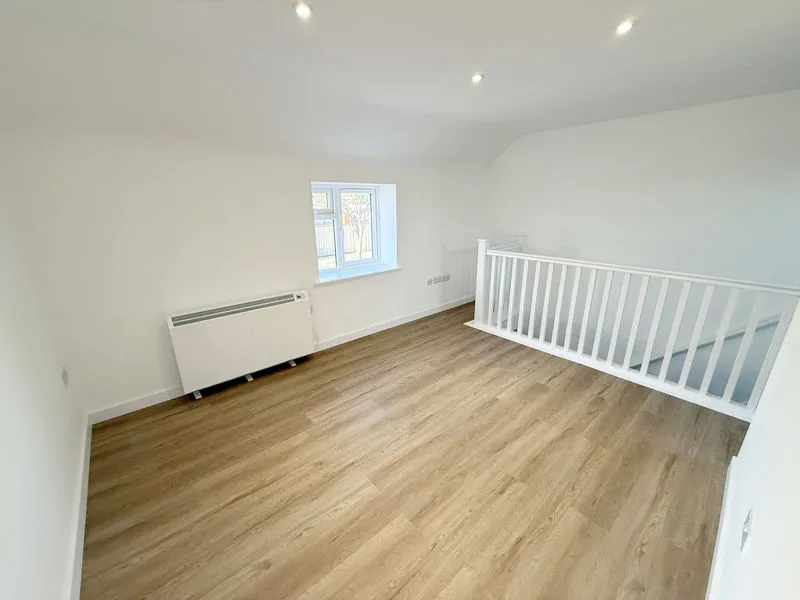 2 bed property to rent — London Road, Grantham
