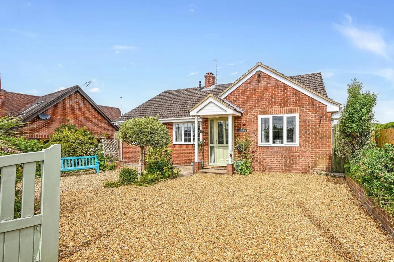 3 bed house for sale, Woodfalls, Salisbury, SP5