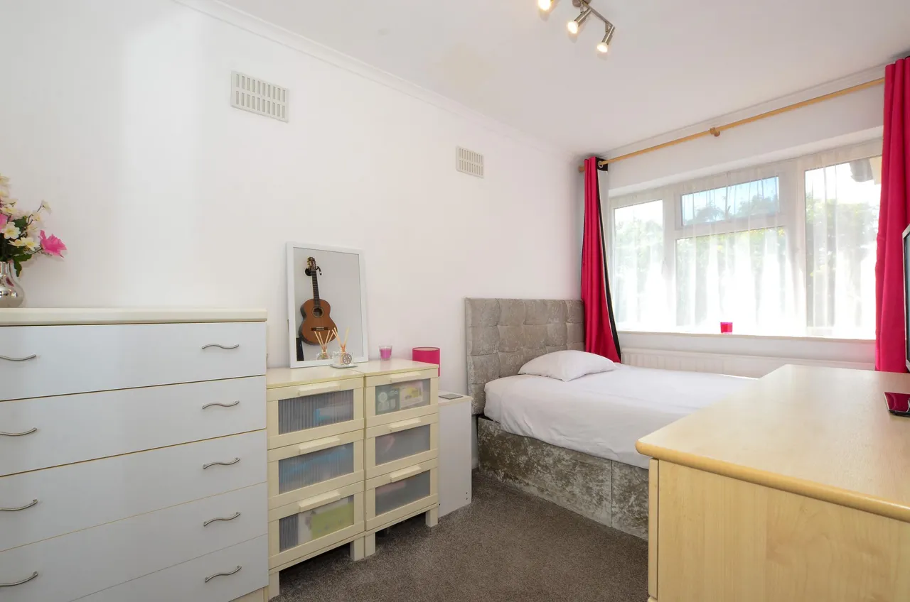 Roxeth Green Avenue, Harrow, HA2, photo 10