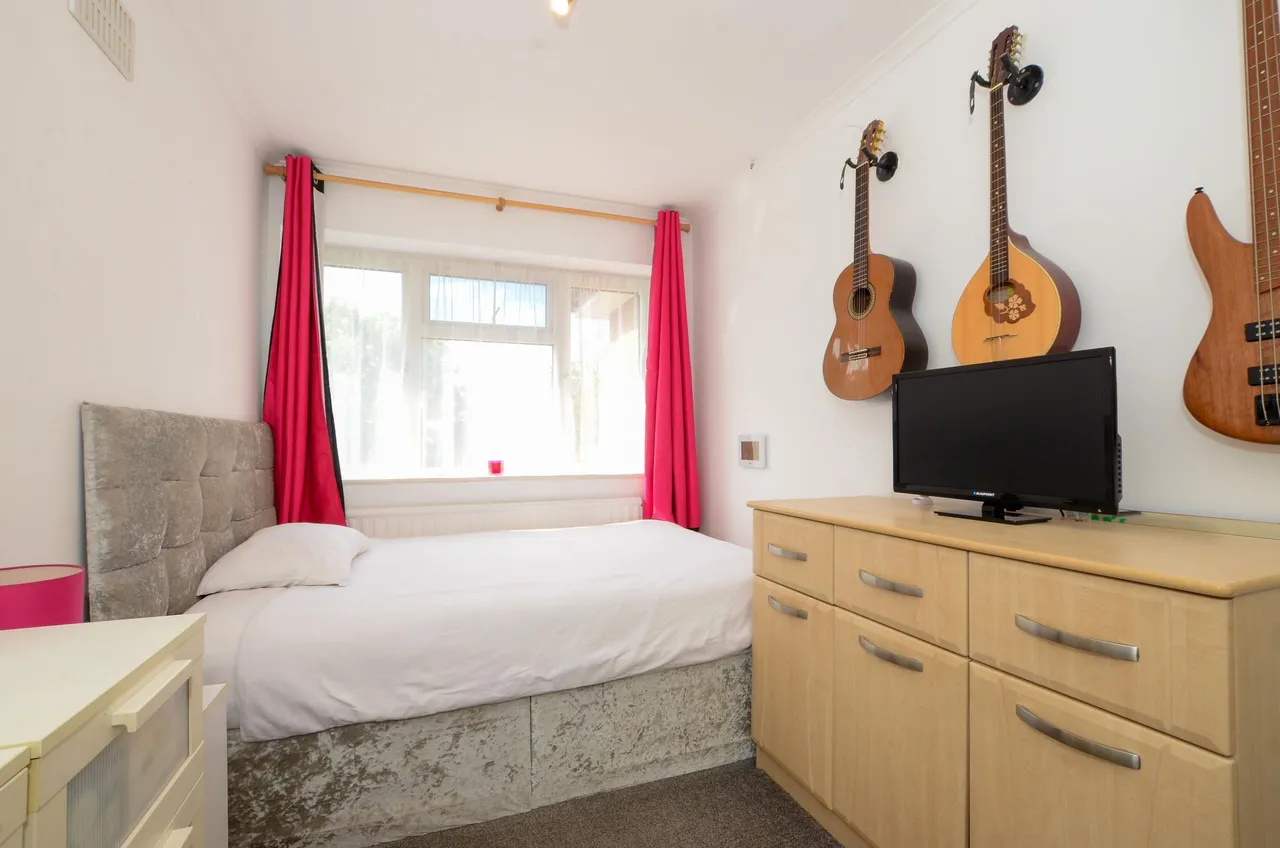Roxeth Green Avenue, Harrow, HA2, photo 11