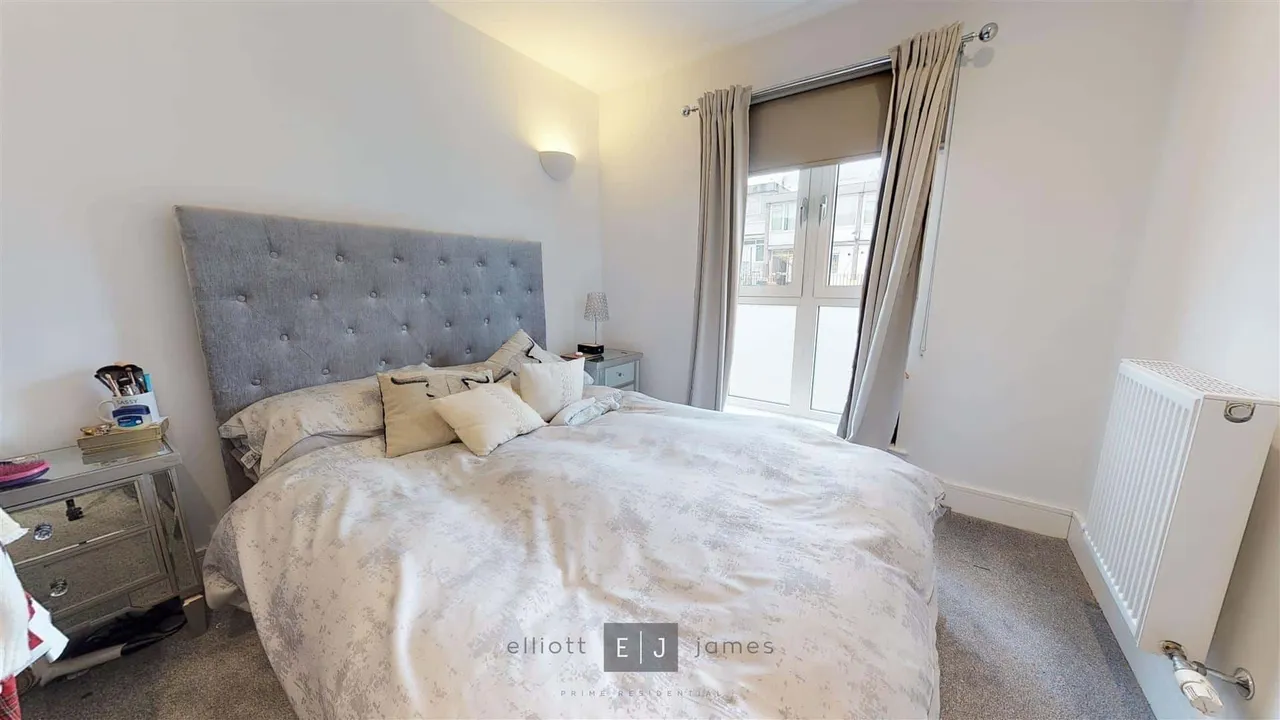 High Road, Loughton, IG10, photo 4