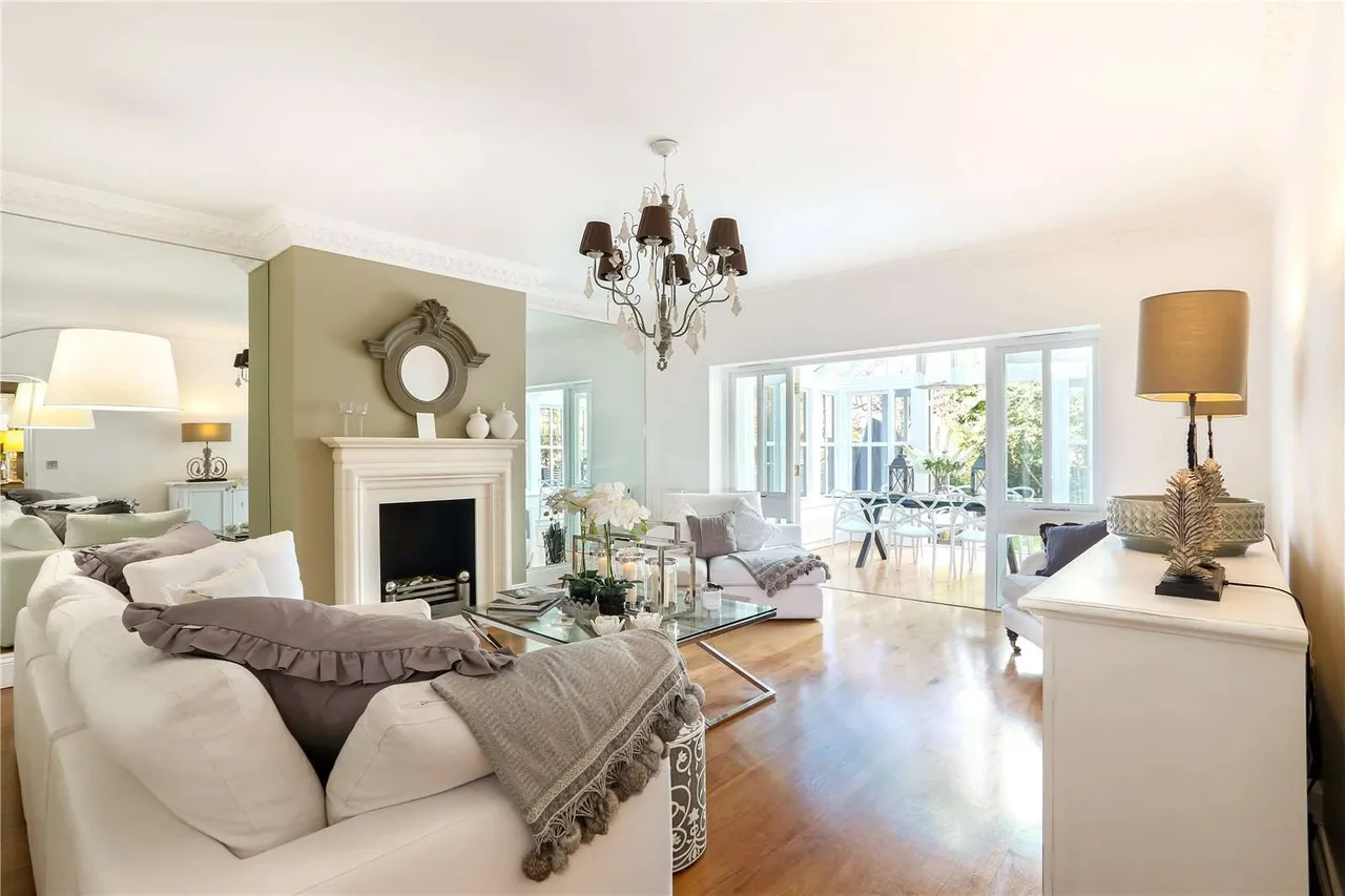 Horseshoe Lane, Alderley Edge, SK9, photo 2