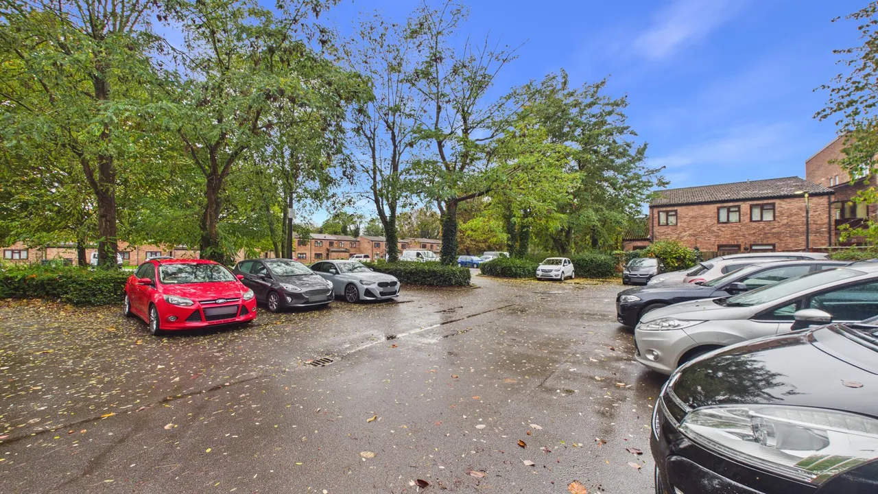 Hanbury, Orton Goldhay, PE2, photo 13