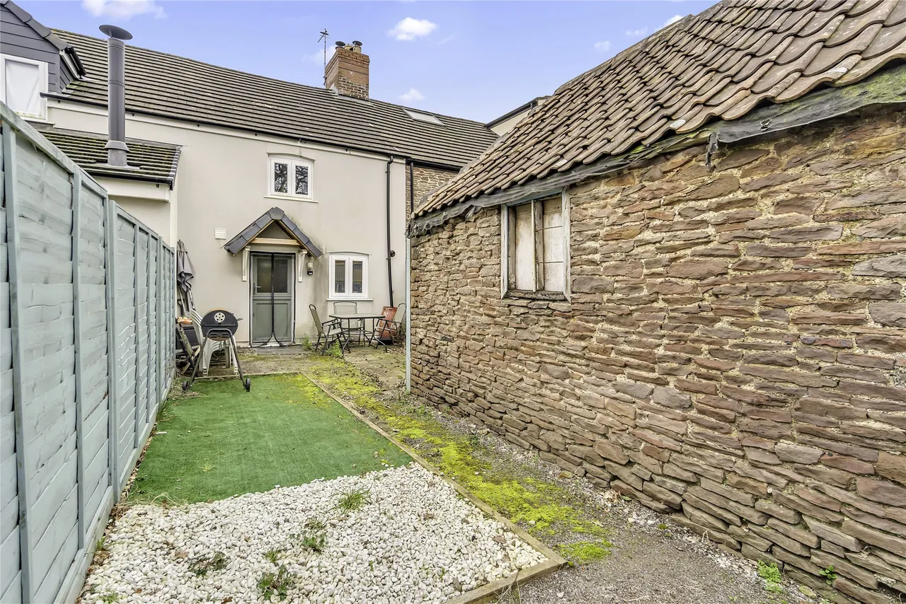 Broad Lane, Yate, BS37 7LB, photo 7