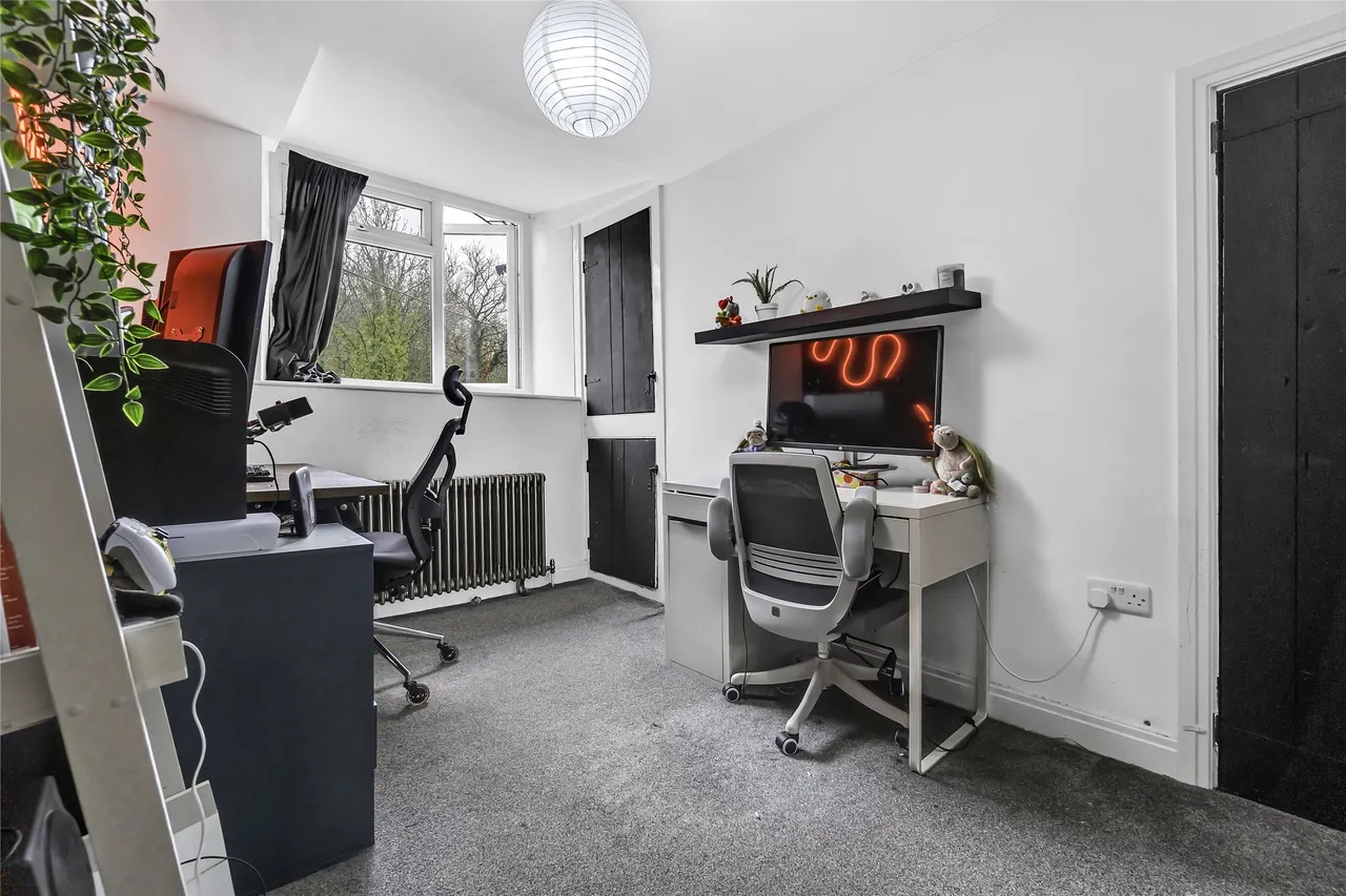 Broad Lane, Yate, BS37 7LB, photo 6