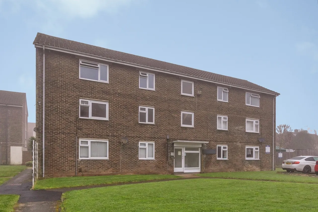 1 bed flat for sale, Crombie Close, Waterlooville, PO8