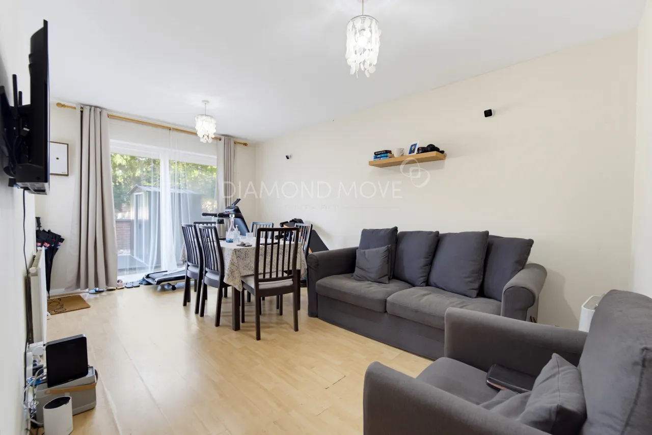 Whitton Road, Hounslow, TW3 2EG, photo 8