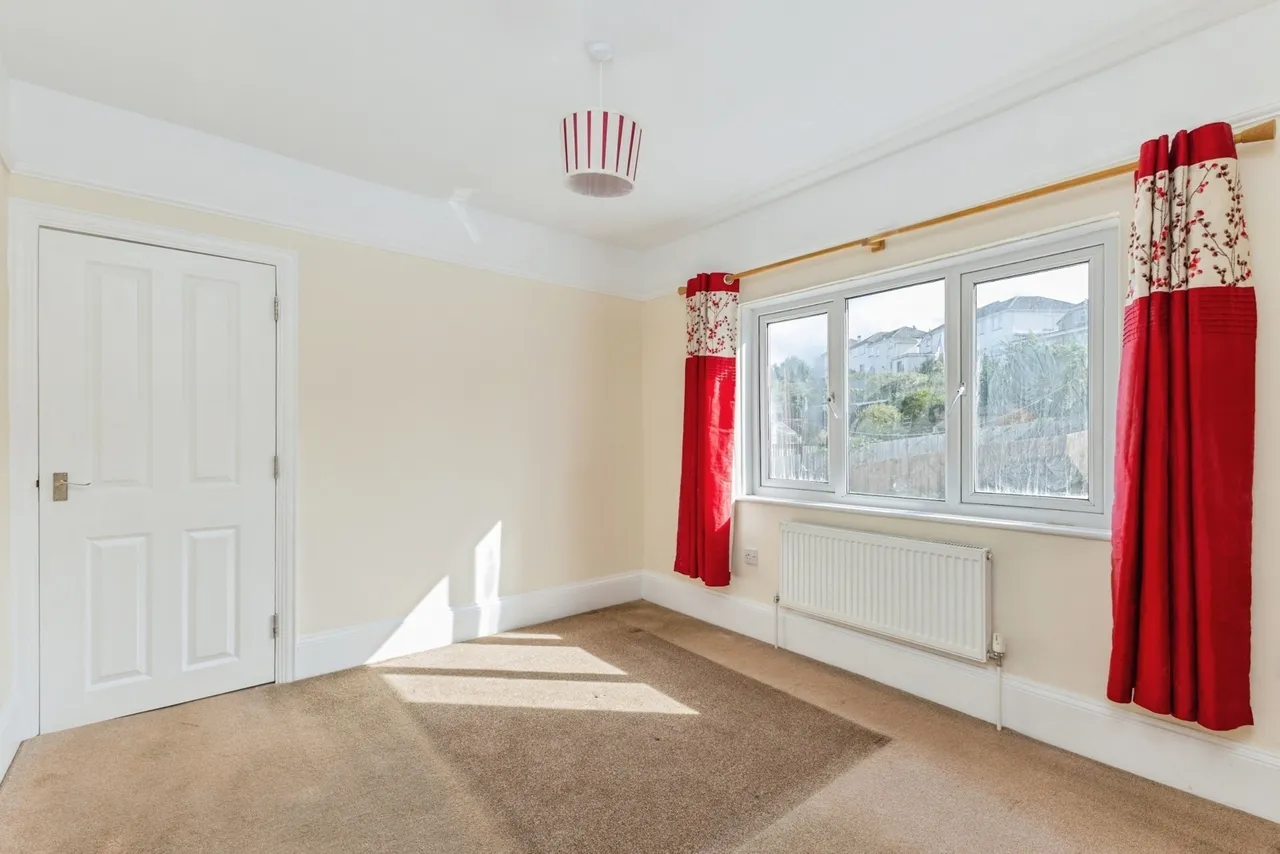 Hayes Gardens, Paignton, TQ4, photo 17