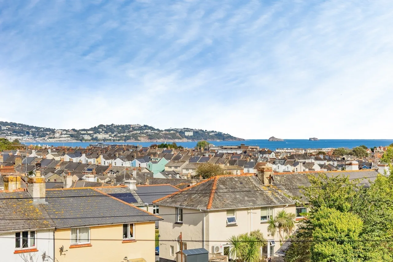 Hayes Gardens, Paignton, TQ4, photo 2
