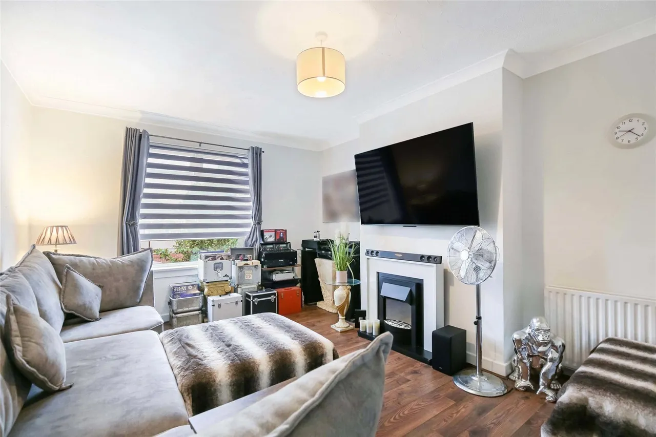 Blacklands Avenue, Kilwinning, North Ayrshire, KA13, photo 2