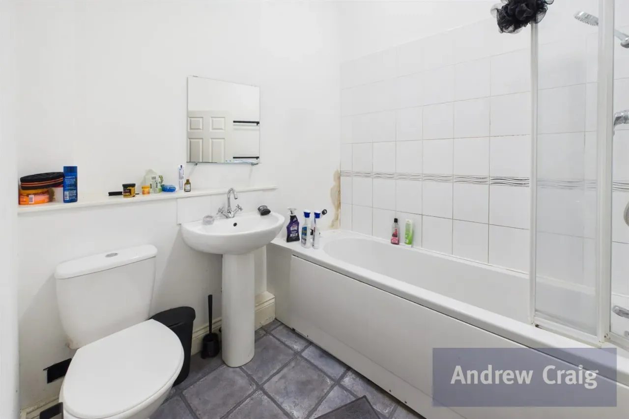 Whitehall Road, Gateshead, NE8, photo 3