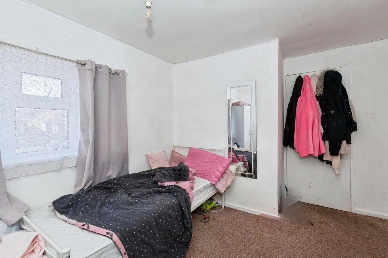 Wellhouse Road, Maidenhead, SL6, photo 11