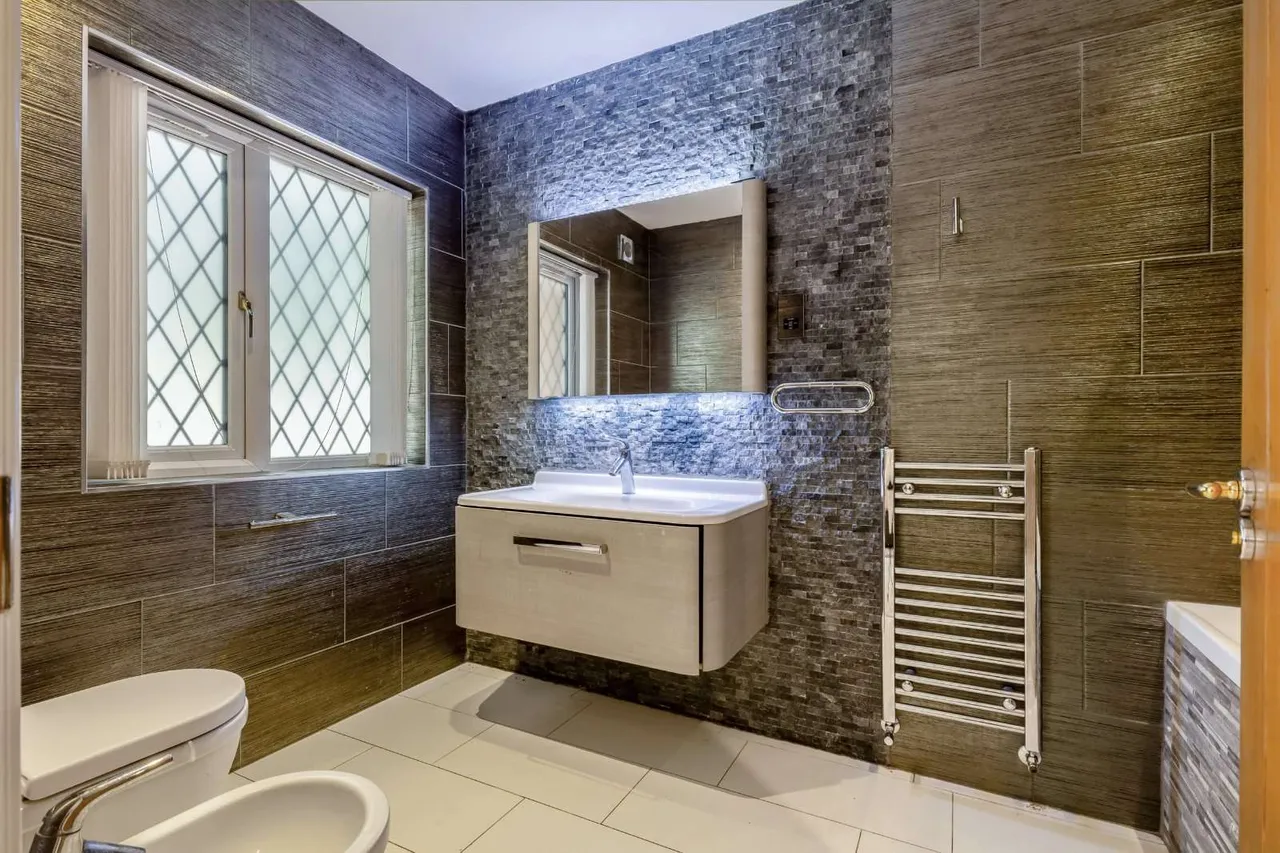 Hicks Road, Markyate, St. Albans, Hertfordshire, AL3 8LW, photo 7