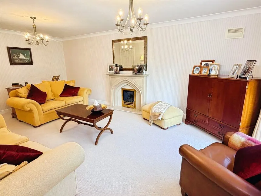 Ashdown Way, Misterton, Nottinghamshire, DN10, photo 12