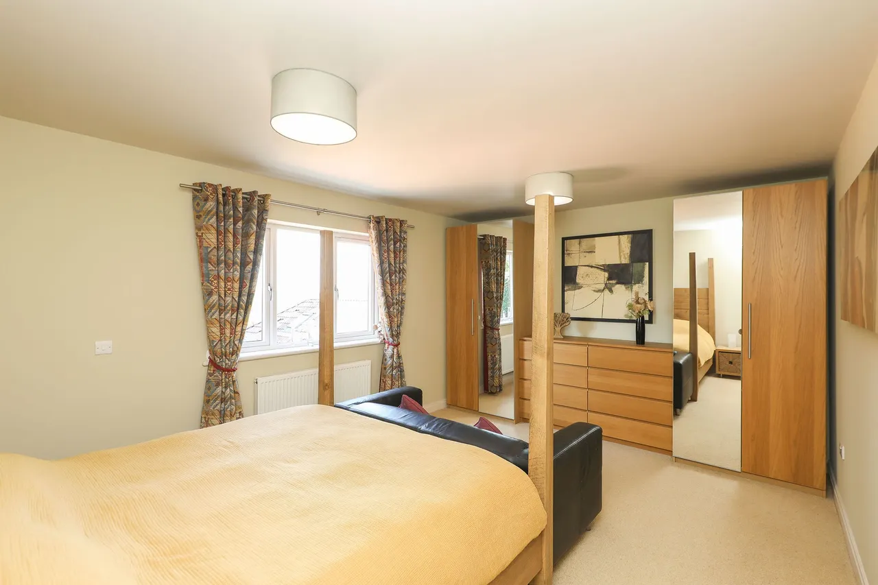 Nethermoor Road, New Tupton, S42, photo 20