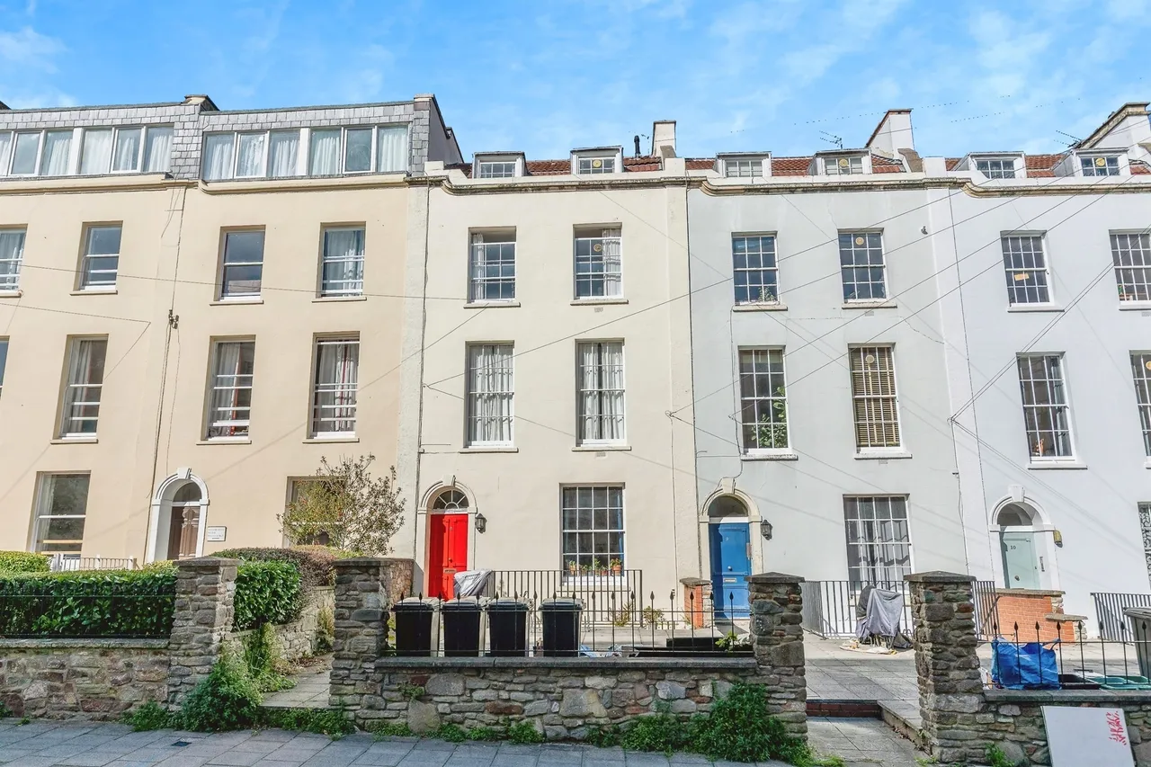 1 bed flat for sale — Meridian Place, Clifton, Bristol