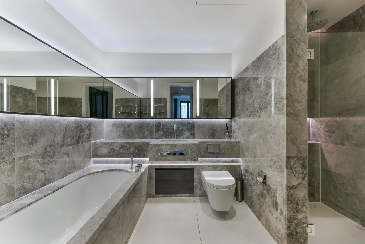 Lincoln Square, London, WC2A, photo 8