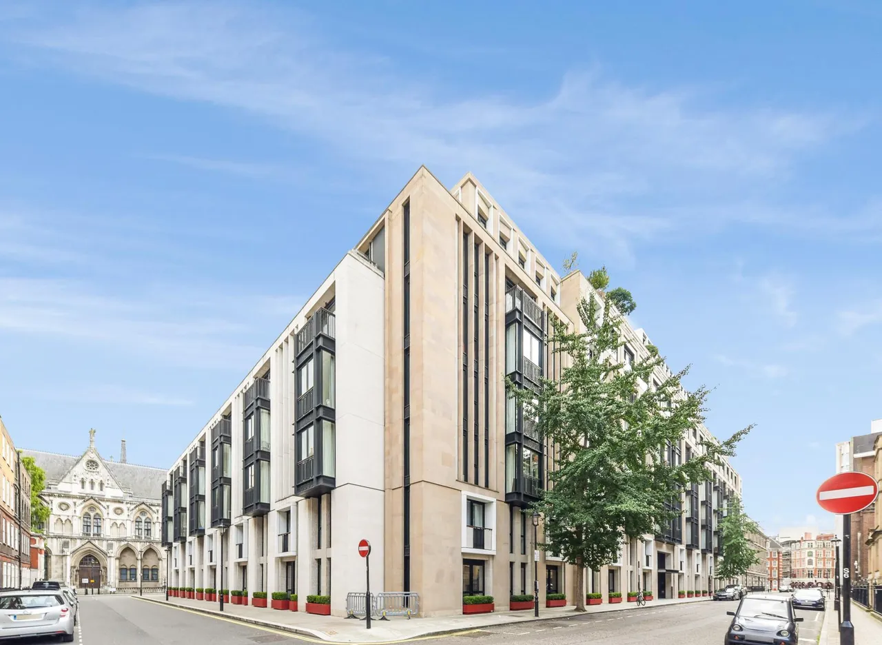 Lincoln Square, London, WC2A, photo 11
