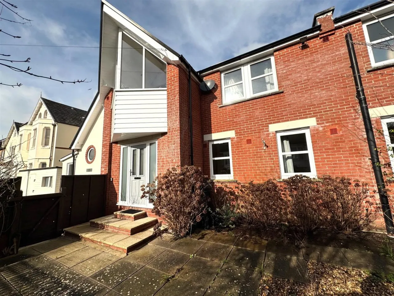 Hanover Road, Weymouth, DT4, photo 2