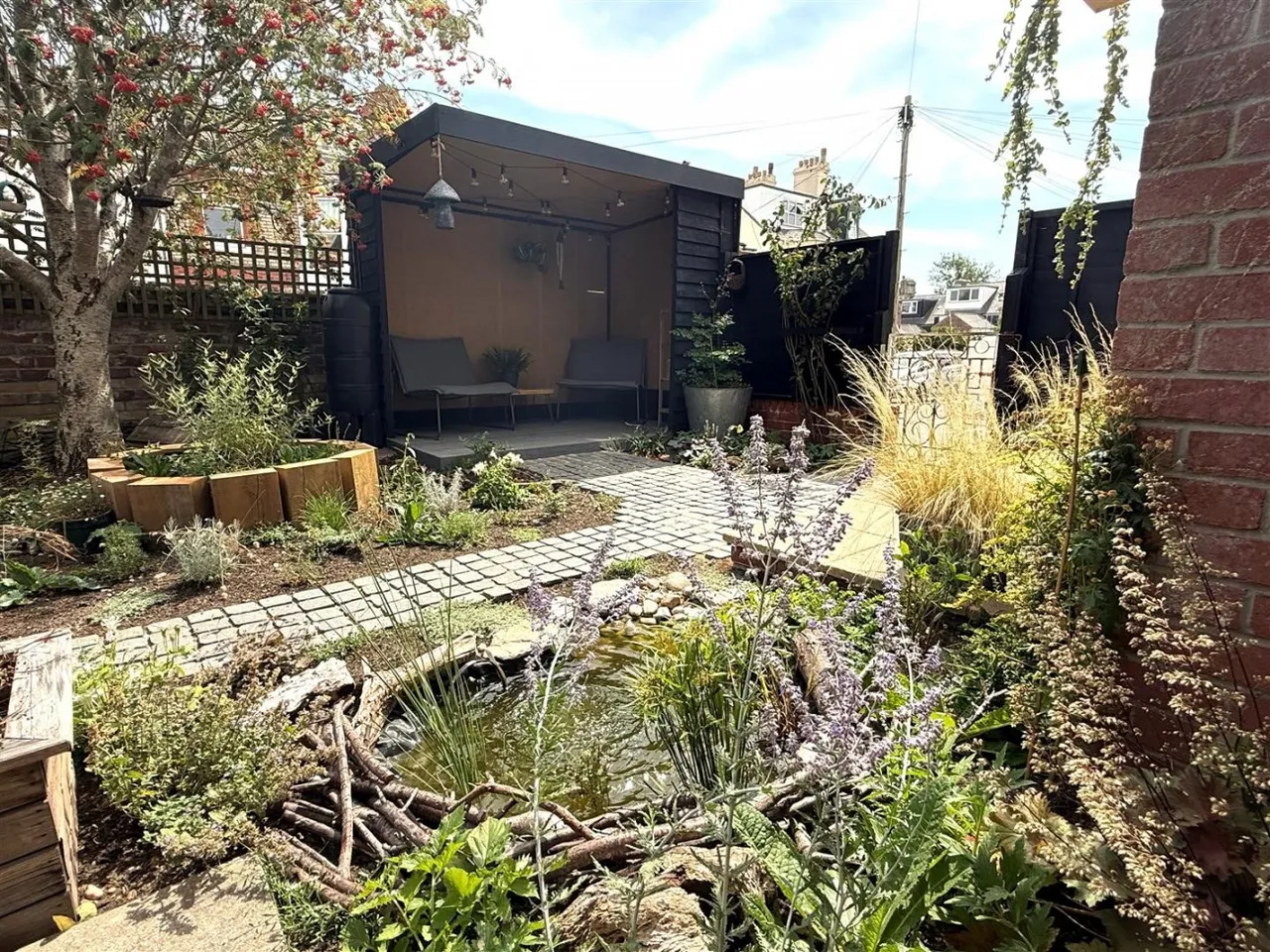Hanover Road, Weymouth, DT4, photo 18